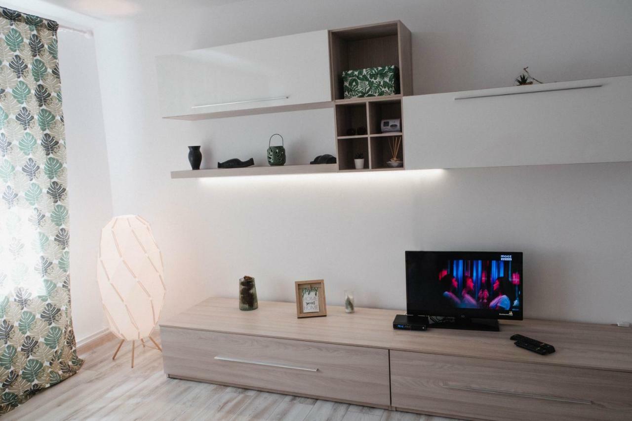 Good Vibes Apartment Câmpulung Moldovenesc Eksteriør billede